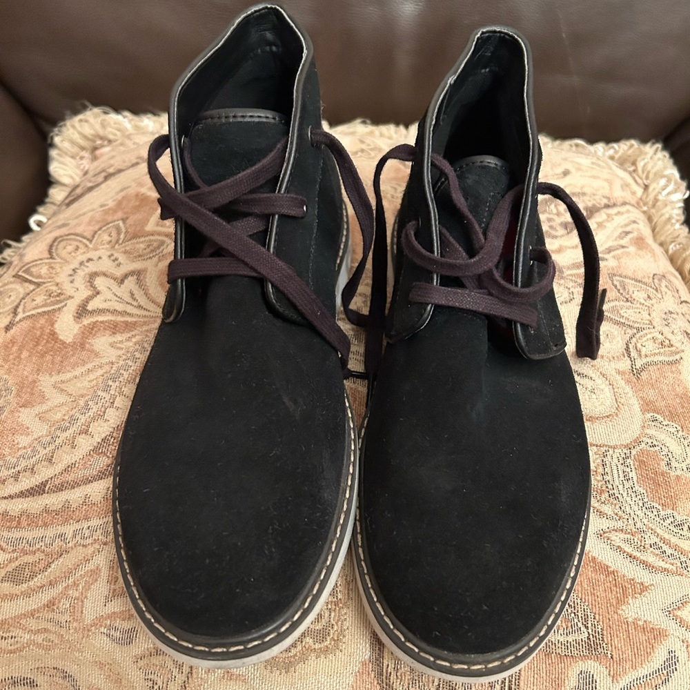 Chukka boots